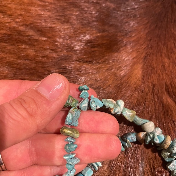 Strand of Turquoise Beads - Picture 6 of 6